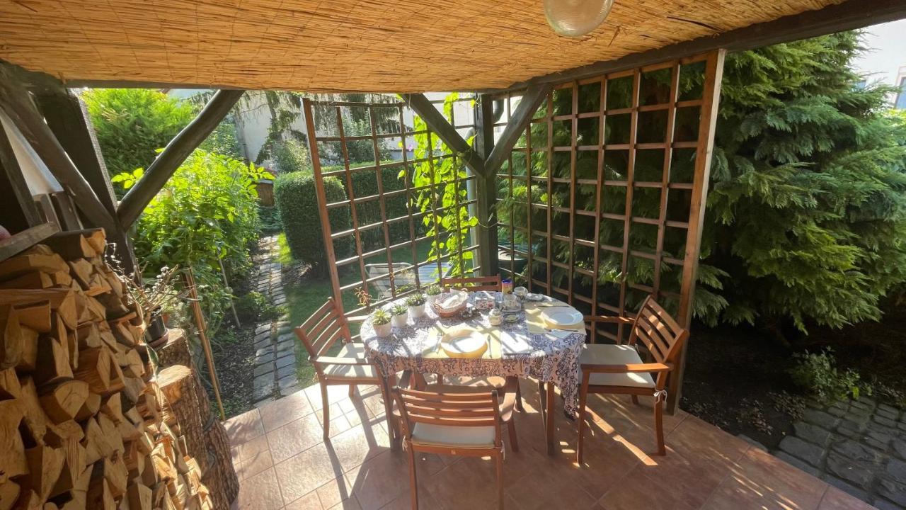 Apartamento Magnolia Garden Miskolc Exterior foto